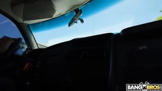 BangBus - Tess Thompson - The Big Bang Bus Fan (06.08.2025)