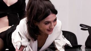 Transfixed - Ariel Demure, Megan Mistakes - A Free Use Workplace (13.08.2025)