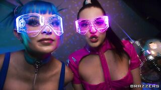 Brazzers - Jewelz Blu, Aubree Valentine - The Big Bang (20.08.2025)
