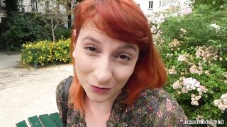 Pria, 32 Ans, Fleuriste Et Camgirl Sur Paris