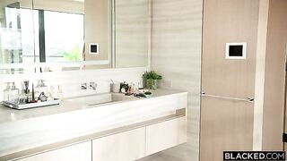 Azul Hermosa, Gizelle Blanco - Cheating Wife Shares BBC With BFF