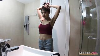 Petite Thai Girl Lets Horny Dick Wrecks Her Virgin Pussy
