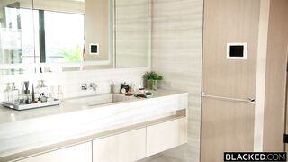 Azul Hermosa And Gizelle Blanco Cheating Wife Shares BBC With BFF - Blacked