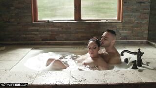 Nickey Huntsman - HotwifeXXX