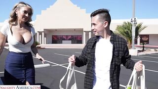 My Friend's Hot Mom in HD - Gigi Dior