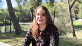 Lily, 23 Ans, Se Laisse Aller