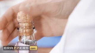 BRAZZERS - Experienced Rae Lil Black Can't Wait To Reveal Newbie Tommy Her Secrets In Bed