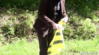 Elena, 19 Ans, A Besoin De Se Faire Dépanner