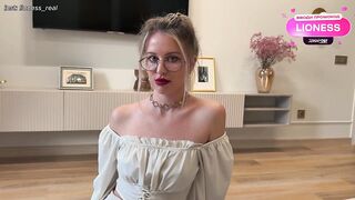 I Found out that My Stepmom Fucked My Friend. Let's Get Laid and you won't Tell Anyone.