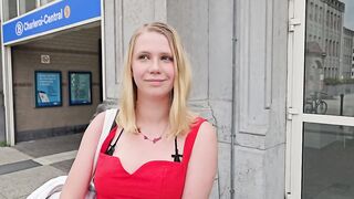 JacquieEtMichelTV - Lola De Mons - 28 Years Old From Mons