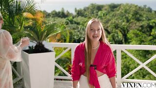 Redhead beauty came to the guy to enjoy his dick ????